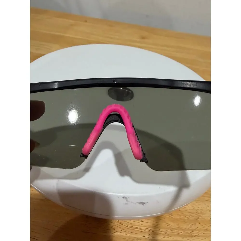 Vintage Oakley Razor Blades Sunglasses Black Pink Standard Stem Grey Shield Lens
